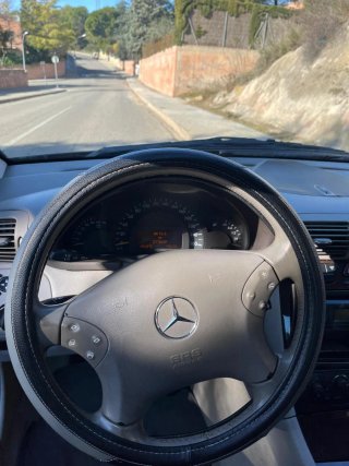 Mercedes-Benz Clase C 2003