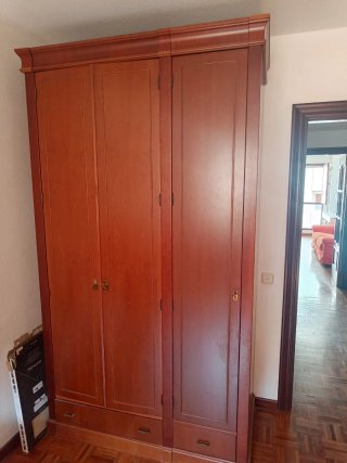 Armario ropero madera maciza