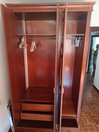 Armario ropero madera maciza