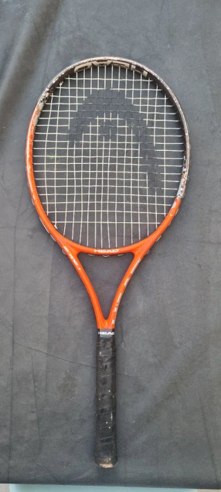 2 Raquetas de Tenis Junior HEAD y Wilson