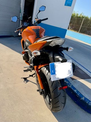 Kawasaki Z750 Naranja 2010