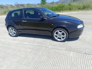 Alfa Romeo 147 2004