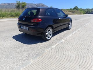 Alfa Romeo 147 2004