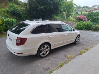Skoda Superb 2011