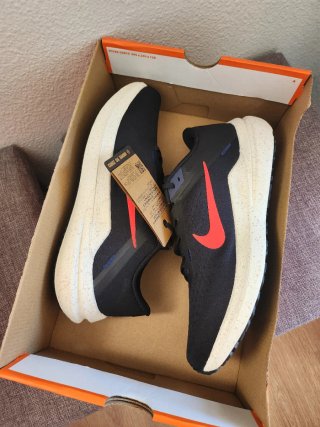 Zapatillas Nike Air Winflo 10 Negras Rojas