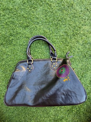 Bolso Desigual Negro con Bordados Multicolor