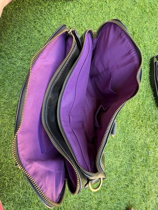 Bolso Desigual Negro con Bordados Multicolor