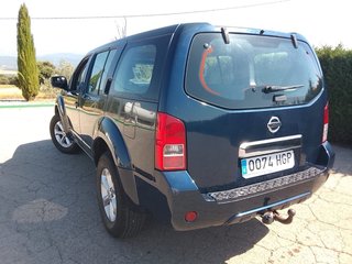 Nissan Pathfinder 2011