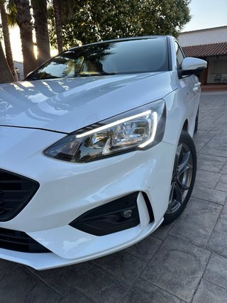 Ford Focus 2021 ST line