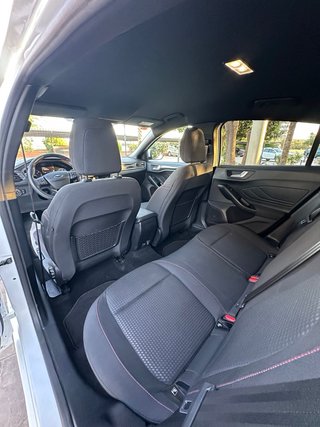 Ford Focus 2021 ST line