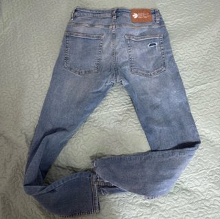 Vaqueros Bershka hombre Talla 38