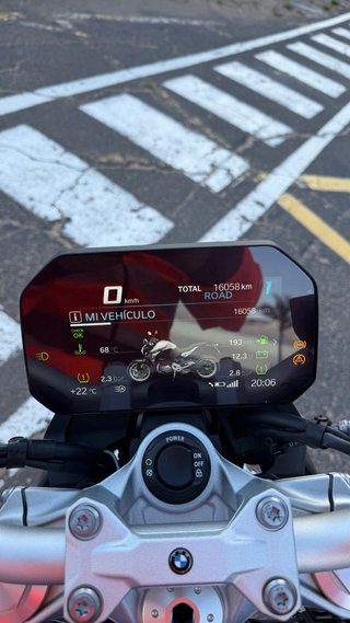 BMW F900R Full extras