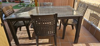 Mesa de jardín 160x100cm + sillas y funda