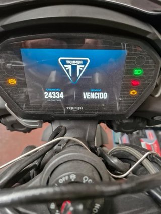 Triumph Street Triple R