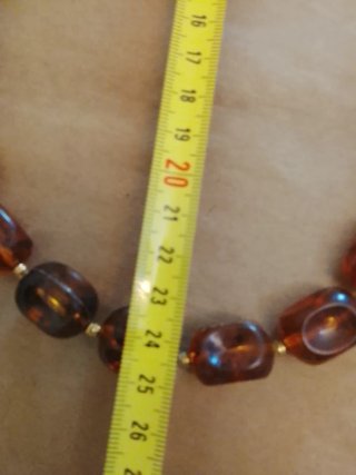 Collar ámbar y dorado
