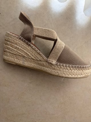 Sandalias esparto con cuña muy comoda