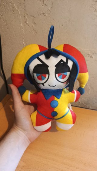 Peluche Pomni de Digital Circus