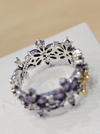 Anillo Pandora Bridgerton Herbario y Abeja 52+caja