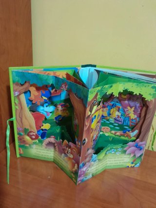 Libro carrusel: Los Tres Cerditos