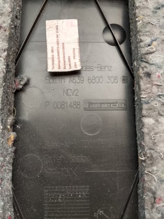 MOLDURA BAJO SALPICADERO MERCEDES VITO W639