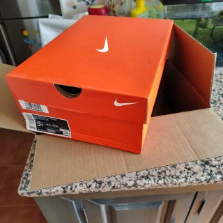 Nike Talla 37.5