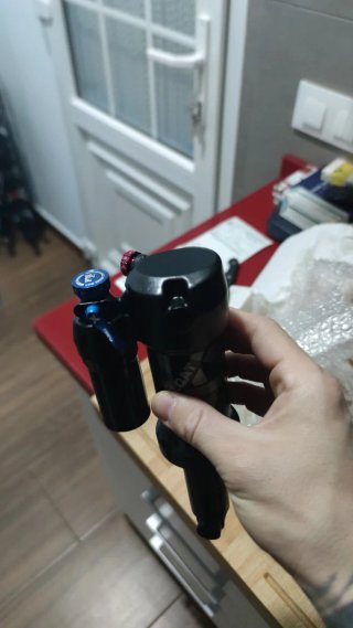 Mondraker Raze R
