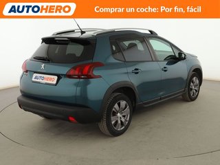 Peugeot 2008 1.2 PureTech Signature