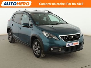 Peugeot 2008 1.2 PureTech Signature