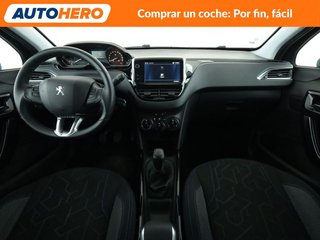 Peugeot 2008 1.2 PureTech Signature