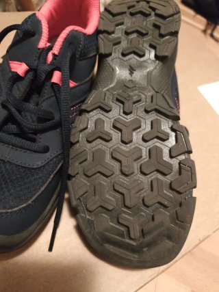 Zapatos trekking niño/a negro/rojo