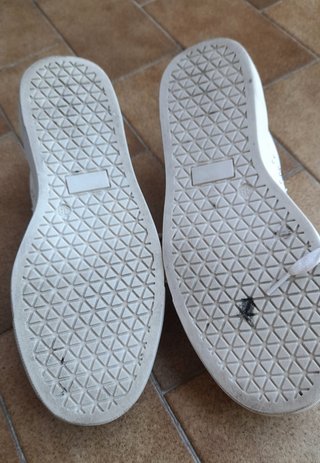 Scarpe sneakers bianche borchiate 38