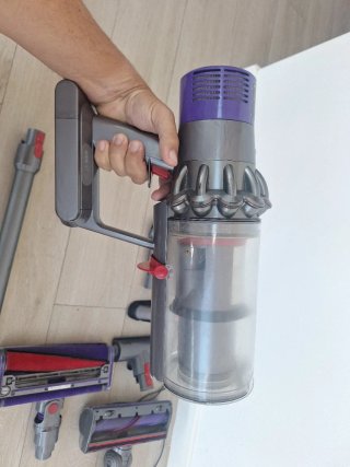 Dyson v10 completa