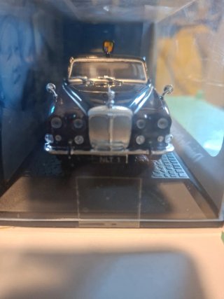 Daimler DS420 Limusina 1:43