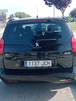 Peugeot 5008 HDI  150 CV. 7 plazas.