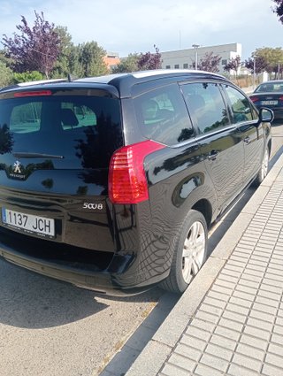 Peugeot 5008 HDI  150 CV. 7 plazas.