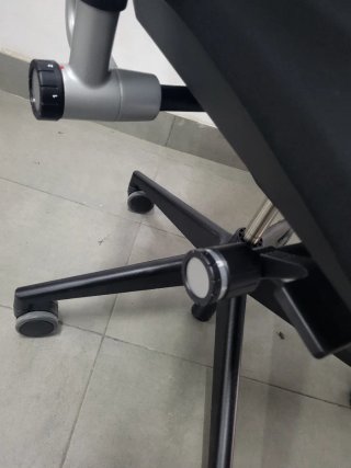 Silla de oficina Steelcase Please 2 Negra (NUEVO)
