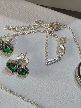 Conjunto Pandora Corazones Verdes