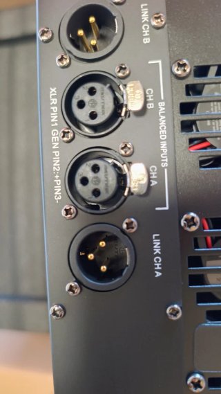 Amplificador de potencia FP-14000 SINBOSEN