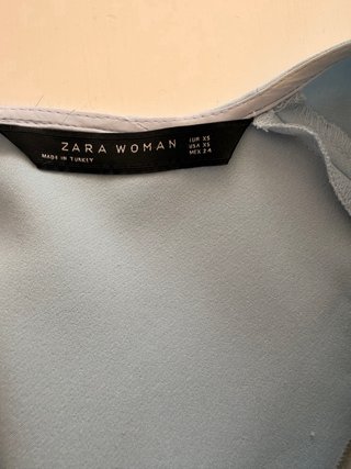 Vestido Zara azul frío hombros descubiertos XS