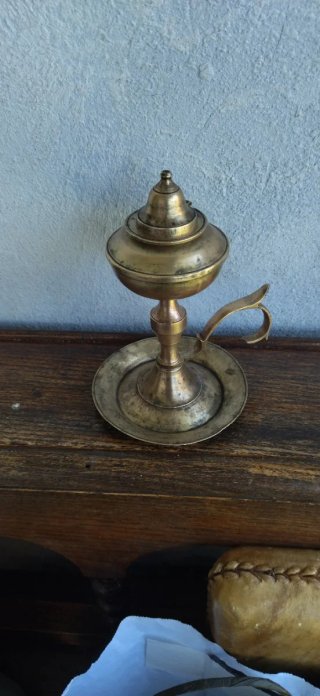 Palmatoria candil de latón.