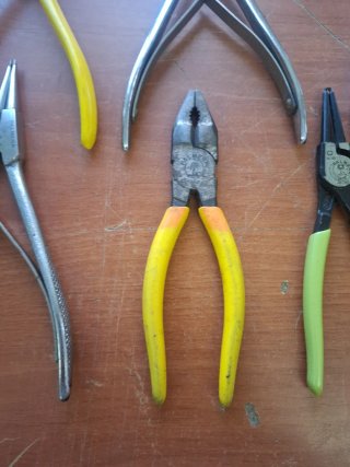 PALMERA ALICATES DIFERENTES FUNCIONES