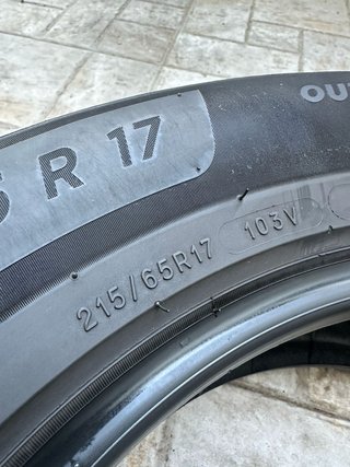 Neumáticos 215/65 R17 MICHELIN