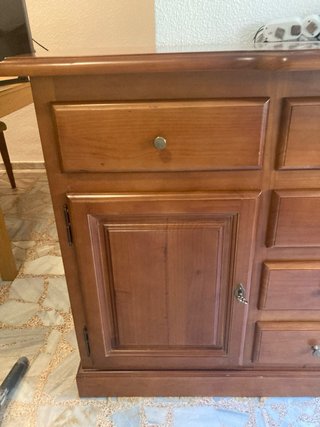 Aparador de madera maciza