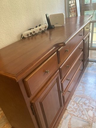 Aparador de madera maciza