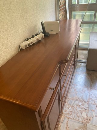 Aparador de madera maciza
