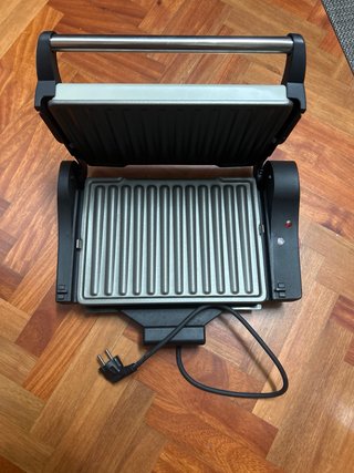 Sandwichera DeLonghi Profesional