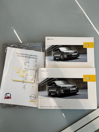 Opel Astra H 2005