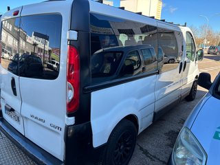 Opel Vivaro 2011