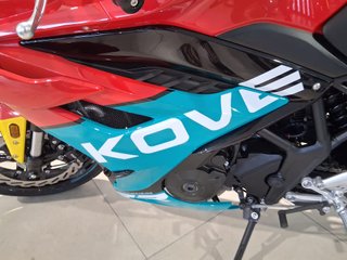 KOVE 350RR Roja y Azul