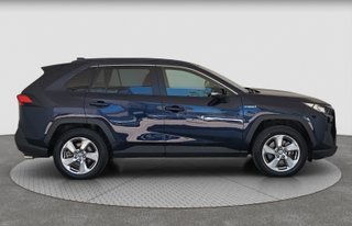 TOYOTA RAV4 220H ADVANCE